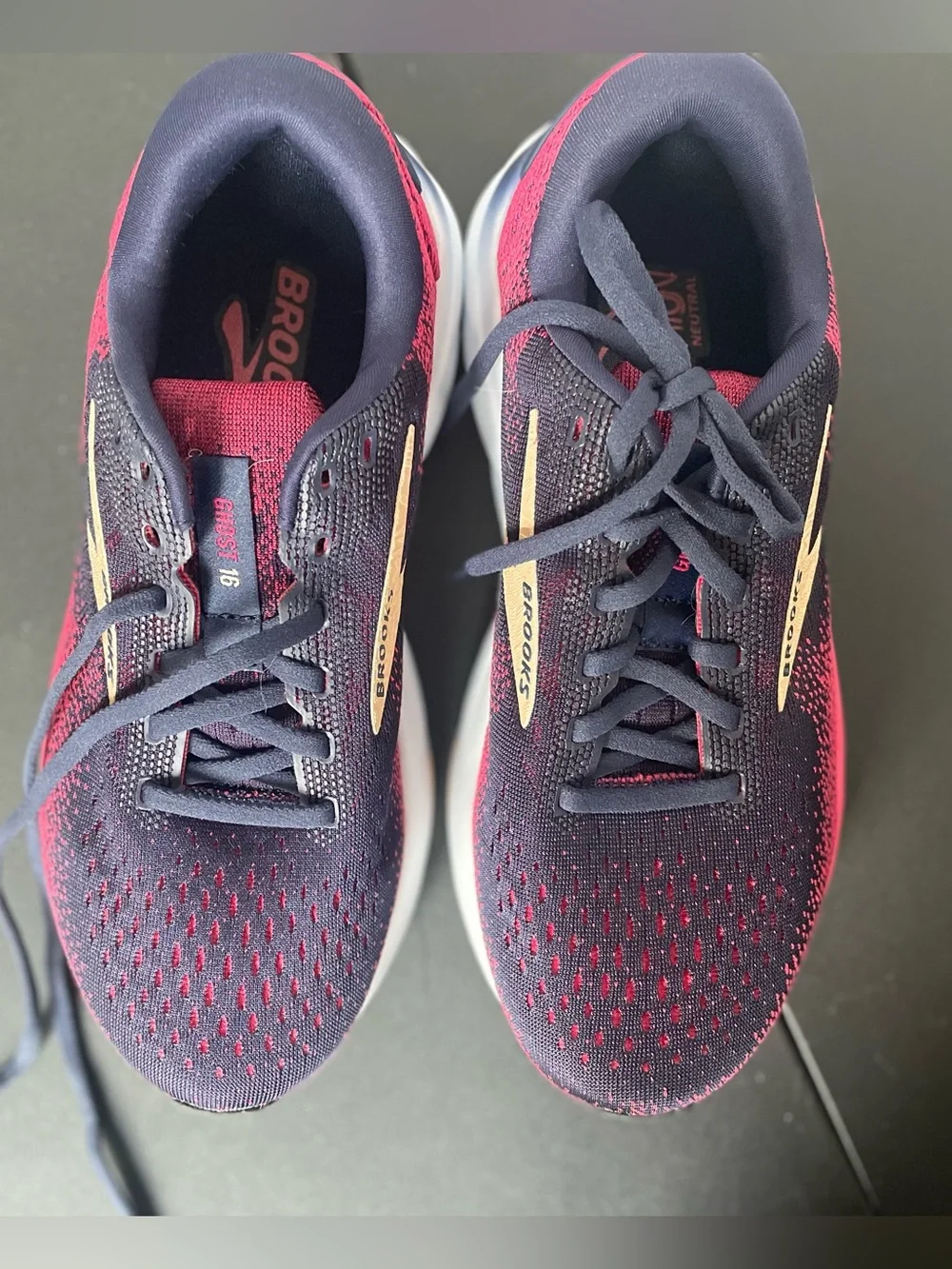 Brooks Ghost 16 Women's Running Shoes - Navy, Pink & Cream Accents